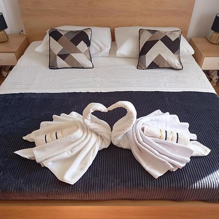 Studio Apartmani “Jarnecic” Krk Town Bagian luar foto