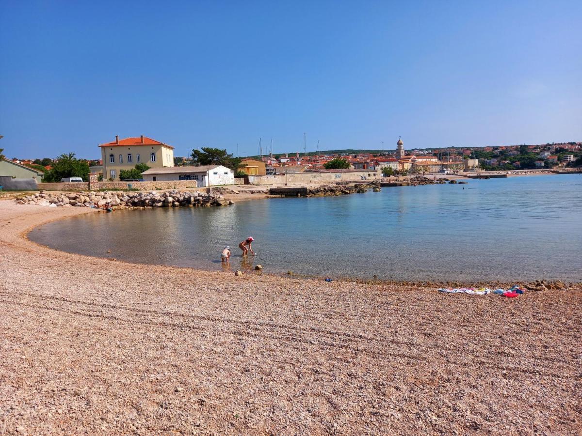 Studio Apartmani “Jarnecic” Krk Town Bagian luar foto