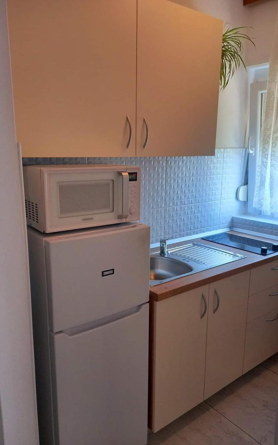 Studio Apartmani “Jarnecic” Krk Town Ruang foto