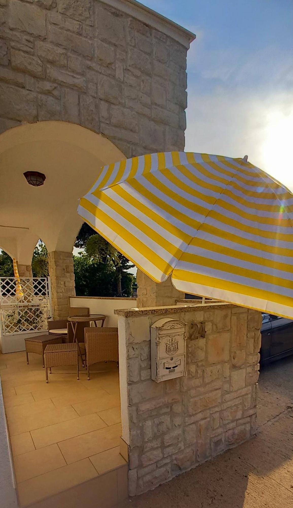 Studio Apartmani “Jarnecic” Krk Town Ruang foto